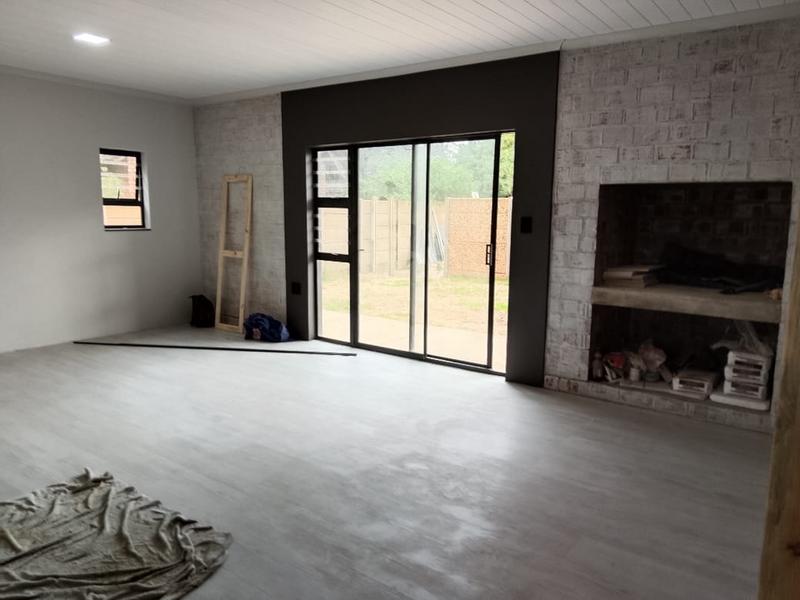 2 Bedroom Property for Sale in Albertinia Western Cape